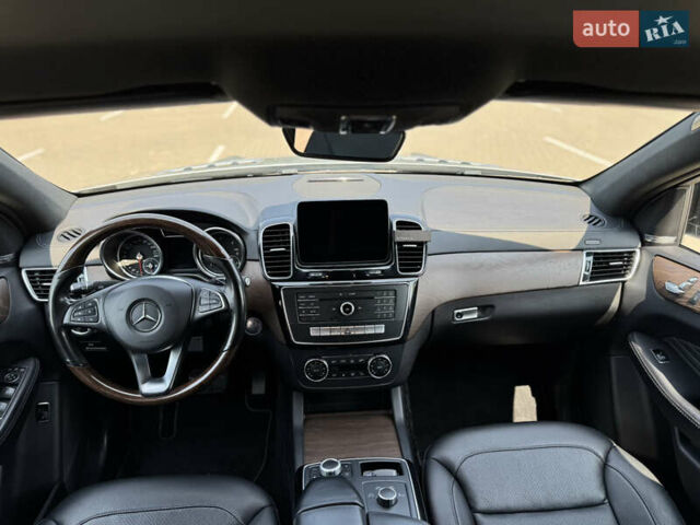 Сірий Мерседес GLE-Class Coupe, об'ємом двигуна 2.99 л та пробігом 200 тис. км за 41000 $, фото 30 на Automoto.ua