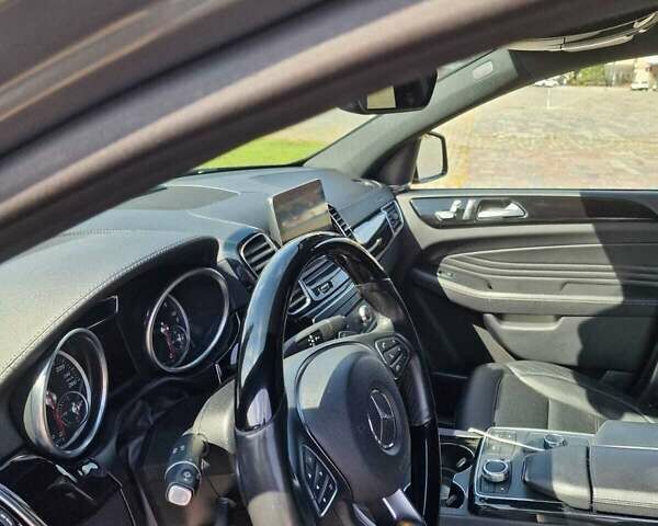 Серый Мерседес GLE-Class Coupe, объемом двигателя 2.99 л и пробегом 198 тыс. км за 45500 $, фото 23 на Automoto.ua