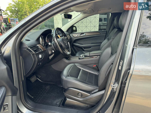 Серый Мерседес GLE-Class Coupe, объемом двигателя 3 л и пробегом 114 тыс. км за 45999 $, фото 22 на Automoto.ua