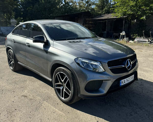 Серый Мерседес GLE-Class Coupe, объемом двигателя 3 л и пробегом 75 тыс. км за 45000 $, фото 5 на Automoto.ua