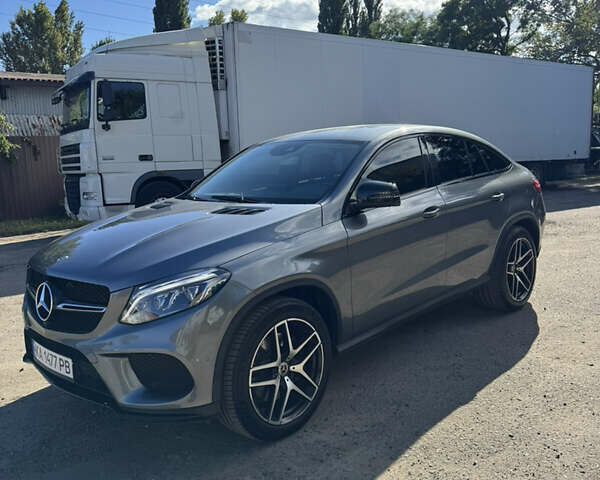 Серый Мерседес GLE-Class Coupe, объемом двигателя 3 л и пробегом 75 тыс. км за 45000 $, фото 1 на Automoto.ua