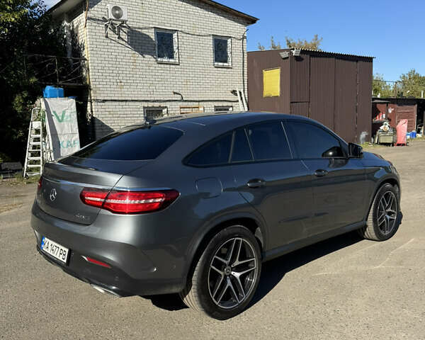 Серый Мерседес GLE-Class Coupe, объемом двигателя 3 л и пробегом 75 тыс. км за 45000 $, фото 4 на Automoto.ua