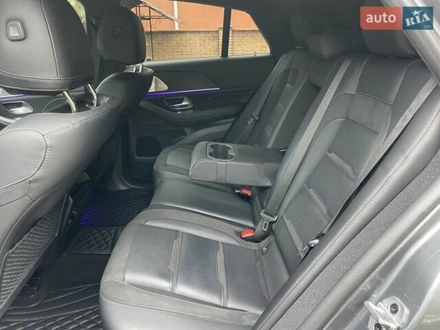 Серый Мерседес GLE-Class Coupe, объемом двигателя 3 л и пробегом 50 тыс. км за 82500 $, фото 56 на Automoto.ua