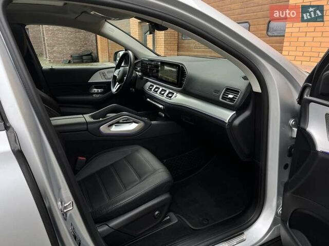 Серый Мерседес GLE-Class Coupe, объемом двигателя 2.93 л и пробегом 48 тыс. км за 74500 $, фото 22 на Automoto.ua