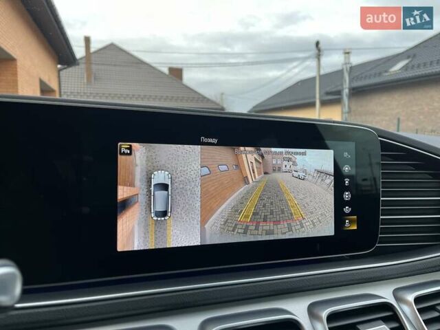 Серый Мерседес GLE-Class Coupe, объемом двигателя 2.93 л и пробегом 48 тыс. км за 74500 $, фото 40 на Automoto.ua