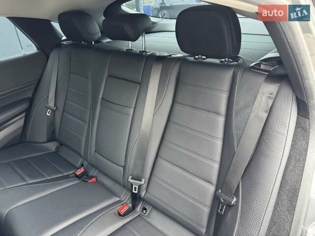 Сірий Мерседес GLE-Class Coupe, об'ємом двигуна 2 л та пробігом 63 тис. км за 82900 $, фото 4 на Automoto.ua