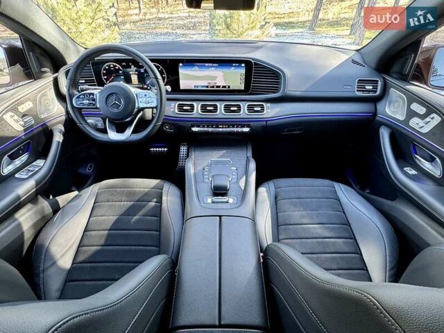 Серый Мерседес GLE-Class Coupe, объемом двигателя 2.93 л и пробегом 49 тыс. км за 84000 $, фото 6 на Automoto.ua