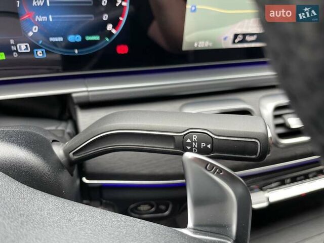 Серый Мерседес GLE-Class Coupe, объемом двигателя 3 л и пробегом 50 тыс. км за 82500 $, фото 90 на Automoto.ua