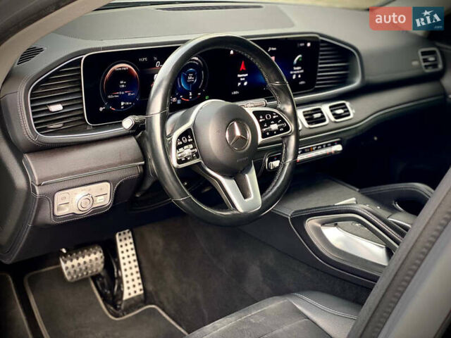 Сірий Мерседес GLE-Class Coupe, об'ємом двигуна 2.93 л та пробігом 139 тис. км за 66990 $, фото 17 на Automoto.ua