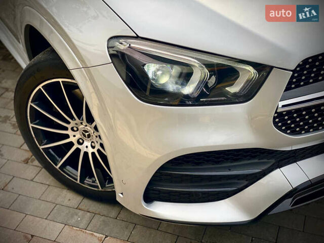 Сірий Мерседес GLE-Class Coupe, об'ємом двигуна 2.93 л та пробігом 139 тис. км за 66990 $, фото 10 на Automoto.ua