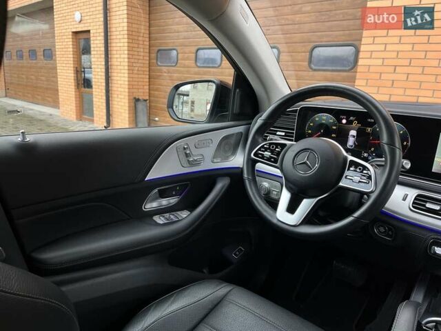 Серый Мерседес GLE-Class Coupe, объемом двигателя 2.93 л и пробегом 48 тыс. км за 74500 $, фото 34 на Automoto.ua