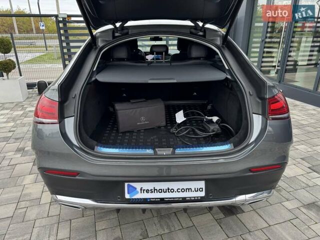 Сірий Мерседес GLE-Class Coupe, об'ємом двигуна 2 л та пробігом 63 тис. км за 82900 $, фото 32 на Automoto.ua