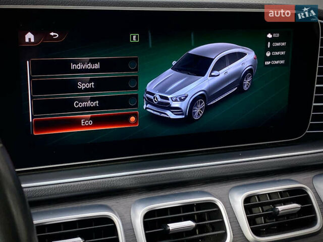 Сірий Мерседес GLE-Class Coupe, об'ємом двигуна 2.93 л та пробігом 139 тис. км за 66990 $, фото 32 на Automoto.ua
