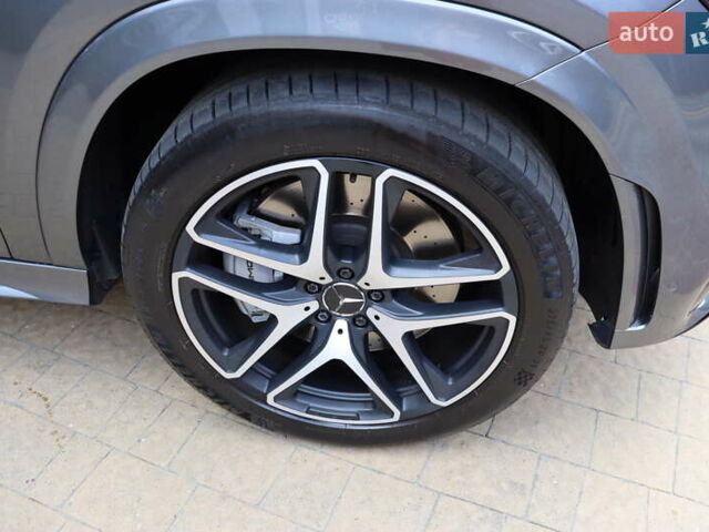 Сірий Мерседес GLE-Class Coupe, об'ємом двигуна 3 л та пробігом 38 тис. км за 96900 $, фото 3 на Automoto.ua