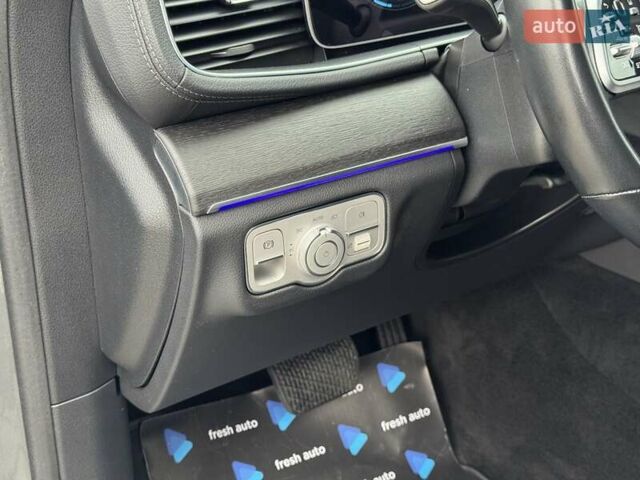 Сірий Мерседес GLE-Class Coupe, об'ємом двигуна 2 л та пробігом 63 тис. км за 82900 $, фото 15 на Automoto.ua