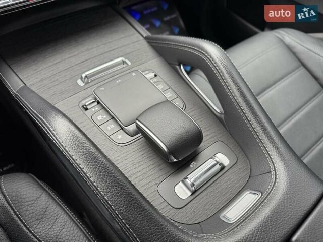 Сірий Мерседес GLE-Class Coupe, об'ємом двигуна 2 л та пробігом 63 тис. км за 82900 $, фото 29 на Automoto.ua