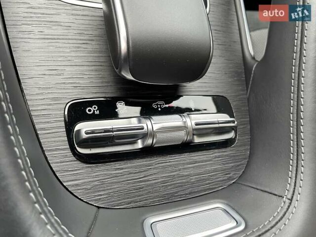 Серый Мерседес GLE-Class Coupe, объемом двигателя 3 л и пробегом 50 тыс. км за 82500 $, фото 98 на Automoto.ua