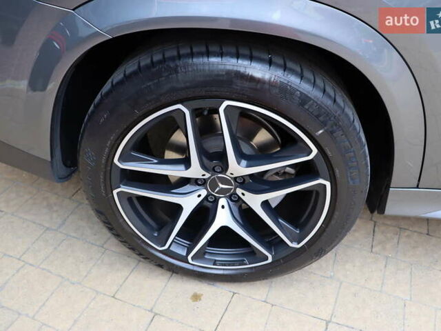 Сірий Мерседес GLE-Class Coupe, об'ємом двигуна 3 л та пробігом 38 тис. км за 96900 $, фото 4 на Automoto.ua