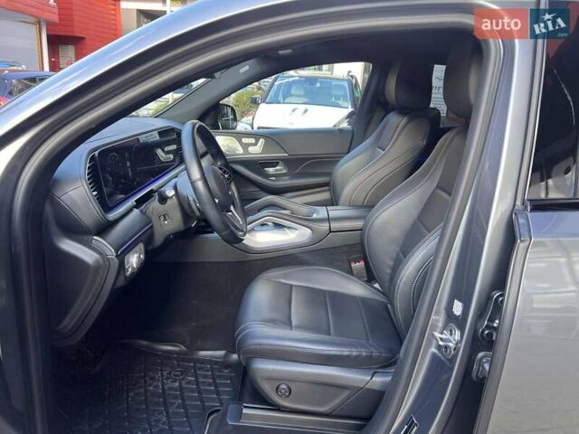 Серый Мерседес GLE-Class Coupe, объемом двигателя 2 л и пробегом 38 тыс. км за 86900 $, фото 16 на Automoto.ua