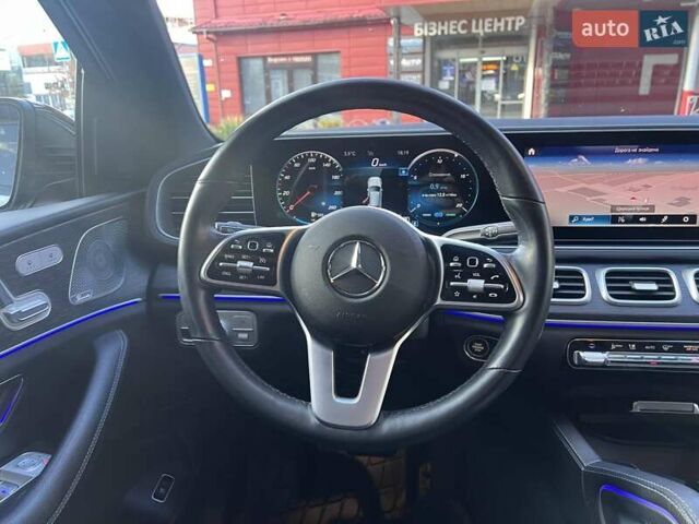 Серый Мерседес GLE-Class Coupe, объемом двигателя 2 л и пробегом 38 тыс. км за 86900 $, фото 40 на Automoto.ua