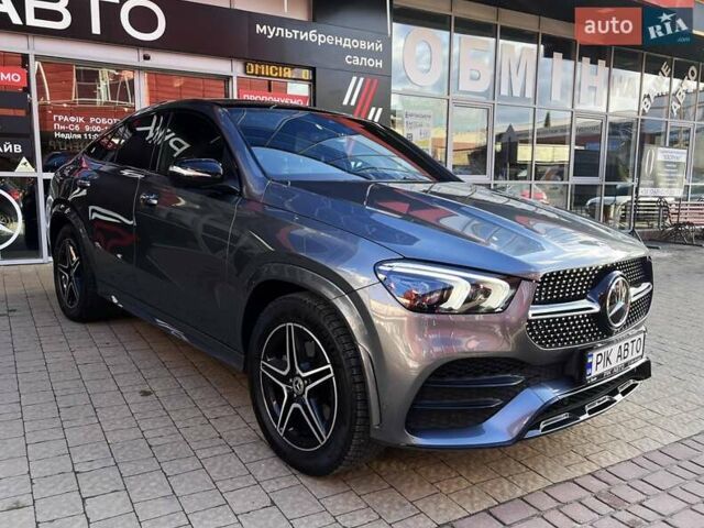 Серый Мерседес GLE-Class Coupe, объемом двигателя 2 л и пробегом 38 тыс. км за 86900 $, фото 3 на Automoto.ua