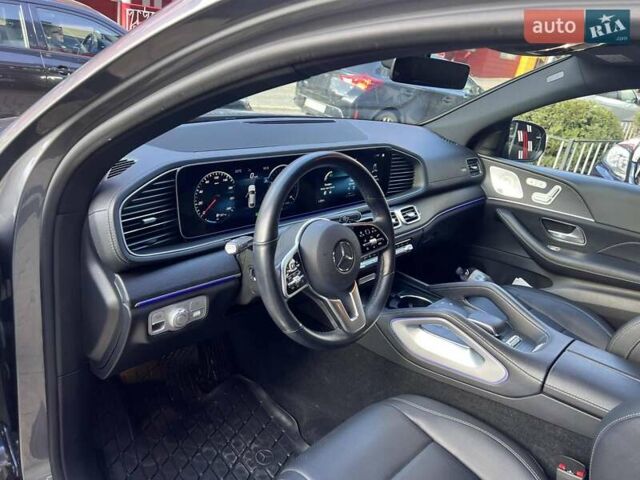 Серый Мерседес GLE-Class Coupe, объемом двигателя 2 л и пробегом 38 тыс. км за 86900 $, фото 17 на Automoto.ua