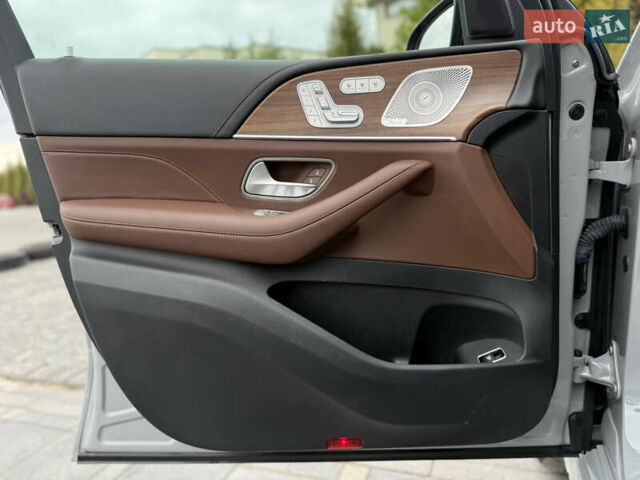 Серый Мерседес GLE-Class Coupe, объемом двигателя 2 л и пробегом 11 тыс. км за 117900 $, фото 36 на Automoto.ua