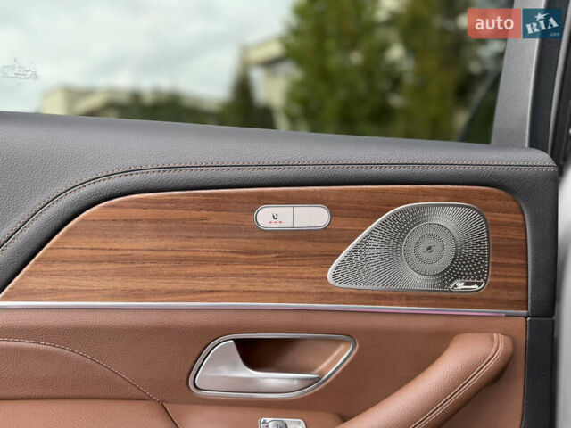 Серый Мерседес GLE-Class Coupe, объемом двигателя 2 л и пробегом 11 тыс. км за 117900 $, фото 73 на Automoto.ua