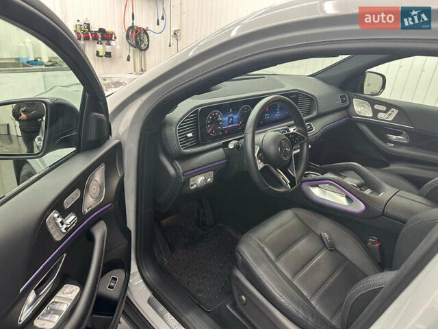 Серый Мерседес GLE-Class Coupe, объемом двигателя 2.99 л и пробегом 15 тыс. км за 115000 $, фото 4 на Automoto.ua