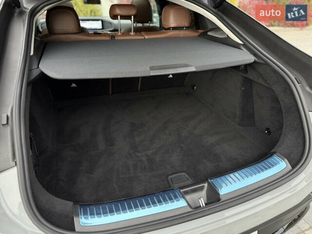 Серый Мерседес GLE-Class Coupe, объемом двигателя 2 л и пробегом 11 тыс. км за 117900 $, фото 82 на Automoto.ua