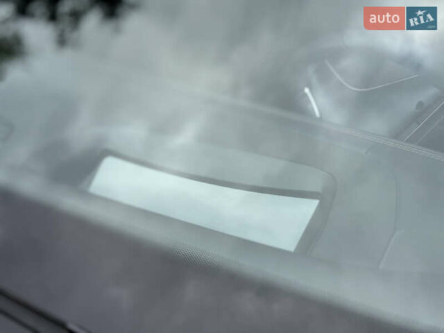 Серый Мерседес GLE-Class Coupe, объемом двигателя 2 л и пробегом 11 тыс. км за 117900 $, фото 35 на Automoto.ua