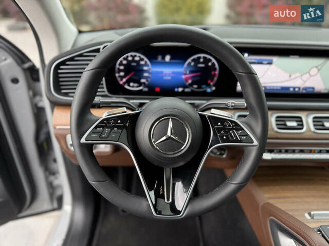 Серый Мерседес GLE-Class Coupe, объемом двигателя 2 л и пробегом 11 тыс. км за 117900 $, фото 47 на Automoto.ua