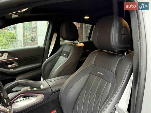 Серый Мерседес GLE-Class Coupe, объемом двигателя 4 л и пробегом 39 тыс. км за 154900 $, фото 18 на Automoto.ua