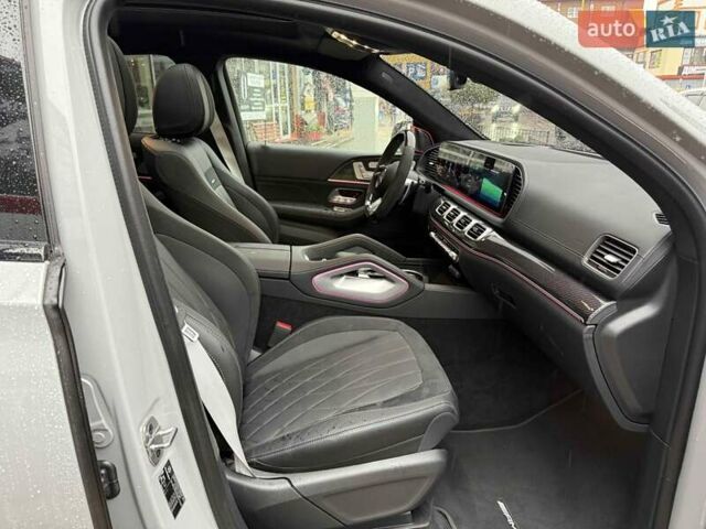 Серый Мерседес GLE-Class Coupe, объемом двигателя 4 л и пробегом 39 тыс. км за 154900 $, фото 60 на Automoto.ua