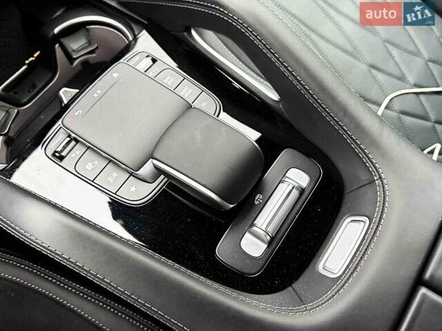 Серый Мерседес GLE-Class Coupe, объемом двигателя 4 л и пробегом 39 тыс. км за 154900 $, фото 42 на Automoto.ua