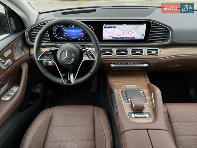 Серый Мерседес GLE-Class Coupe, объемом двигателя 2 л и пробегом 11 тыс. км за 117900 $, фото 81 на Automoto.ua