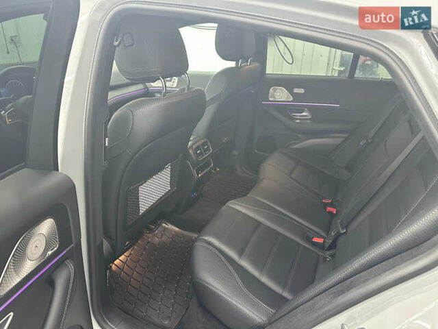 Серый Мерседес GLE-Class Coupe, объемом двигателя 2.99 л и пробегом 15 тыс. км за 115000 $, фото 5 на Automoto.ua