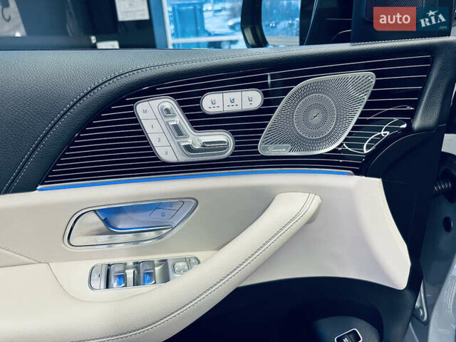 Серый Мерседес GLE-Class Coupe, объемом двигателя 3 л и пробегом 5 тыс. км за 127000 $, фото 22 на Automoto.ua