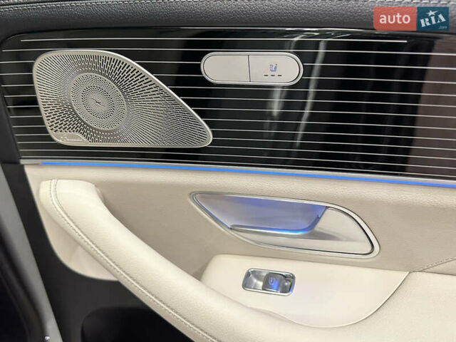 Серый Мерседес GLE-Class Coupe, объемом двигателя 3 л и пробегом 5 тыс. км за 127000 $, фото 62 на Automoto.ua