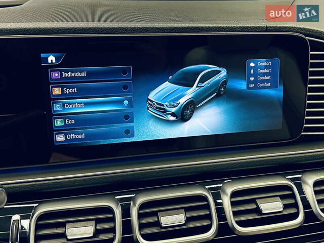 Серый Мерседес GLE-Class Coupe, объемом двигателя 3 л и пробегом 5 тыс. км за 127000 $, фото 44 на Automoto.ua