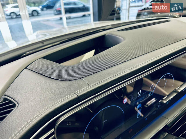 Серый Мерседес GLE-Class Coupe, объемом двигателя 3 л и пробегом 5 тыс. км за 127000 $, фото 31 на Automoto.ua