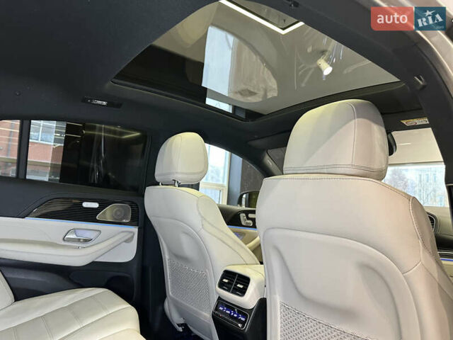 Серый Мерседес GLE-Class Coupe, объемом двигателя 3 л и пробегом 5 тыс. км за 127000 $, фото 65 на Automoto.ua