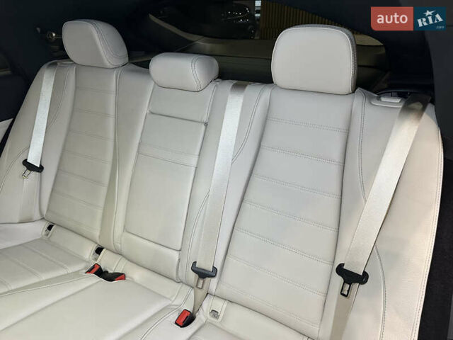 Серый Мерседес GLE-Class Coupe, объемом двигателя 3 л и пробегом 5 тыс. км за 127000 $, фото 53 на Automoto.ua