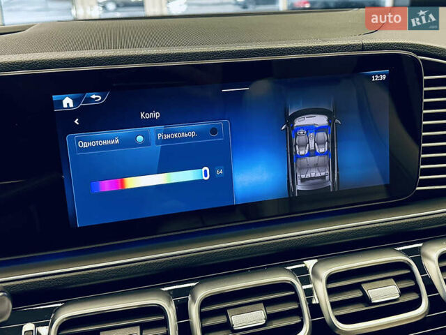 Серый Мерседес GLE-Class Coupe, объемом двигателя 3 л и пробегом 5 тыс. км за 127000 $, фото 43 на Automoto.ua