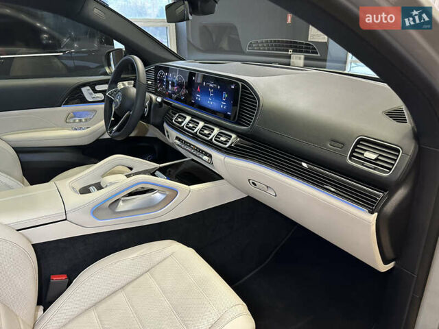 Серый Мерседес GLE-Class Coupe, объемом двигателя 3 л и пробегом 5 тыс. км за 127000 $, фото 68 на Automoto.ua