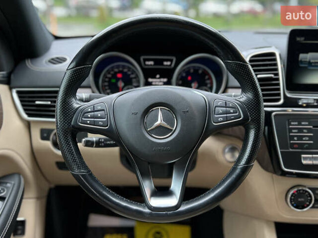 Мерседес GLE-Class Coupe 2016 в Львове на Automoto.ua Синий Мерседес GLE-Class Coupe, объемом двигателя 3 л и пробегом 206 тыс. км за 34900 $, фото 19 на Automoto.ua