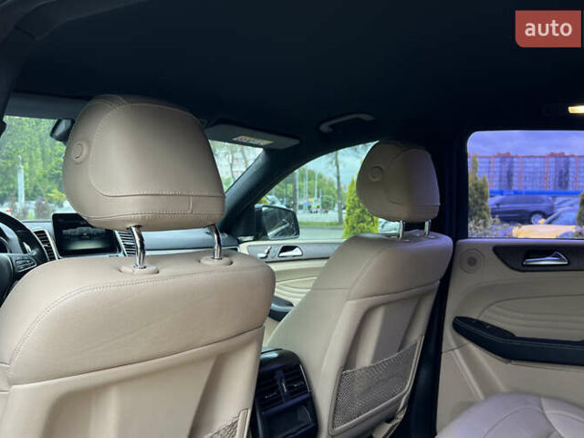 Синий Мерседес GLE-Class Coupe, объемом двигателя 3 л и пробегом 206 тыс. км за 34900 $, фото 17 на Automoto.ua