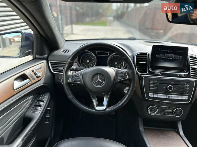 Синій Мерседес GLE-Class Coupe, об'ємом двигуна 4.66 л та пробігом 190 тис. км за 41000 $, фото 29 на Automoto.ua