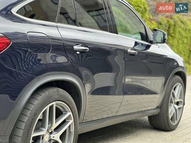 Синій Мерседес GLE-Class Coupe, об'ємом двигуна 4.66 л та пробігом 190 тис. км за 41000 $, фото 12 на Automoto.ua