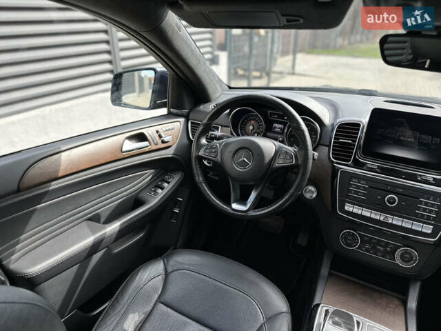 Синій Мерседес GLE-Class Coupe, об'ємом двигуна 4.66 л та пробігом 190 тис. км за 41000 $, фото 25 на Automoto.ua